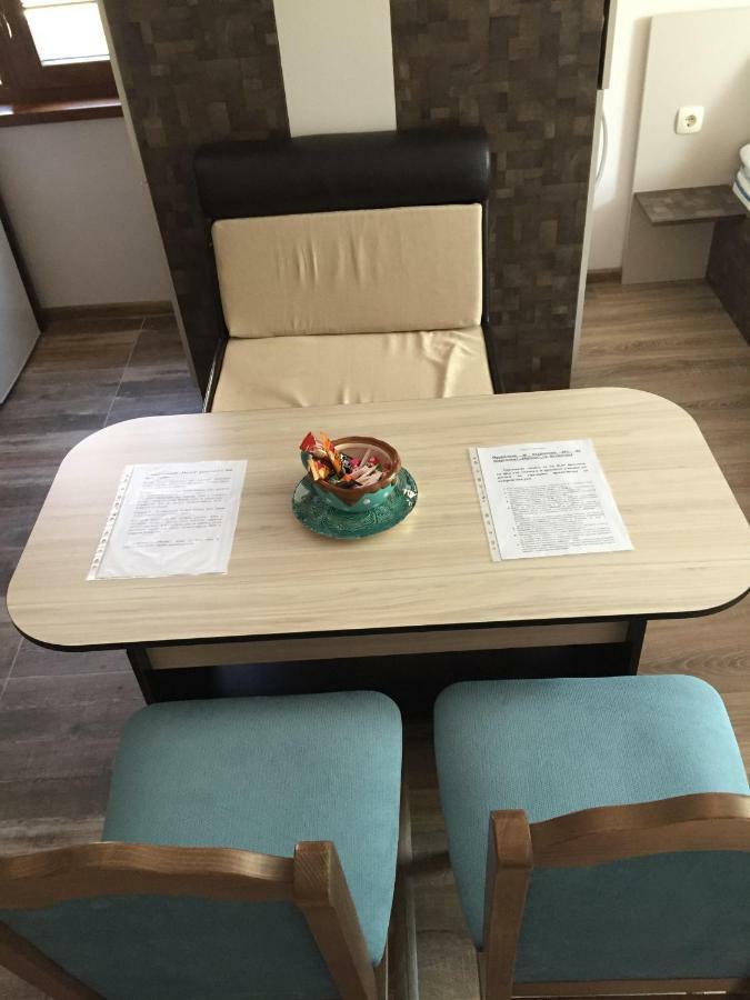 Madini Apartment ヴェリングラード エクステリア 写真